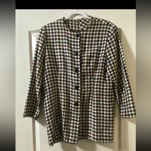 Multi Color Houndstooth Jacket. Size large. Runs true to size